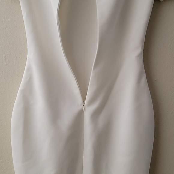 Dress - Picture 5 of 8